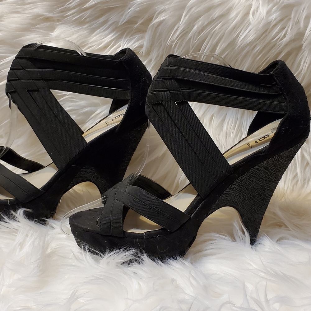 BAKER Black Suede Platform Stiletto Heels Size 8